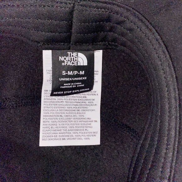 The NORTHFACE Bucket Hat - Picture 2 of 4